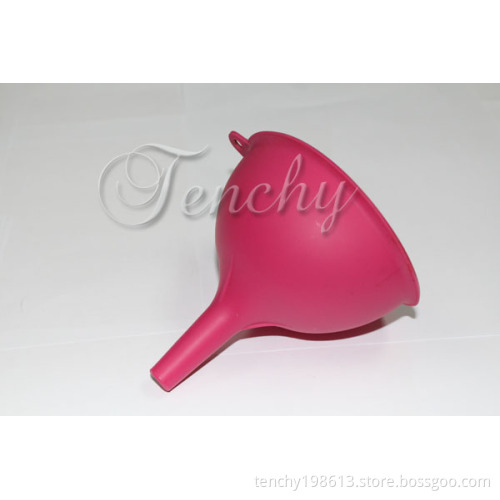 The silicone funnel